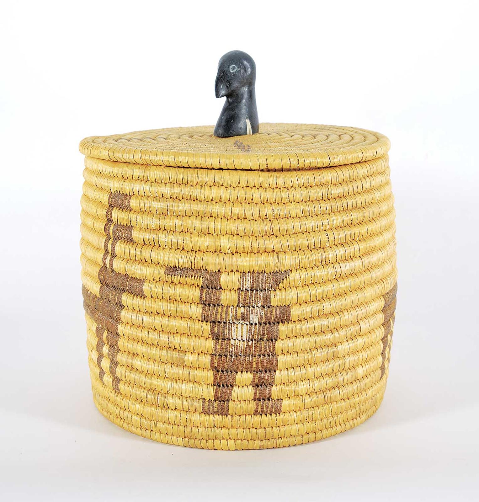 Niukpuk - Round Lyme Grass Basket with Soap Stone Bird Handle