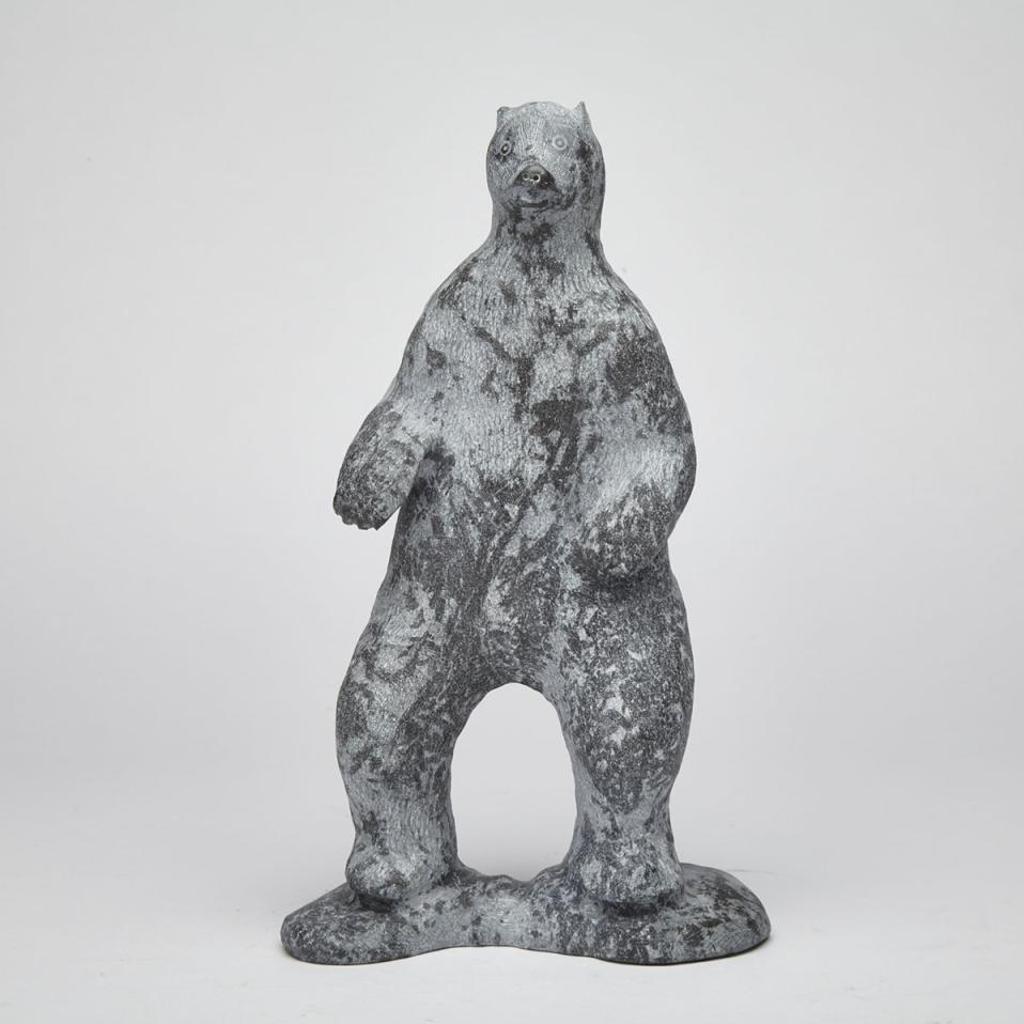 Eddie Oleekatalik - Standing Polar Bear