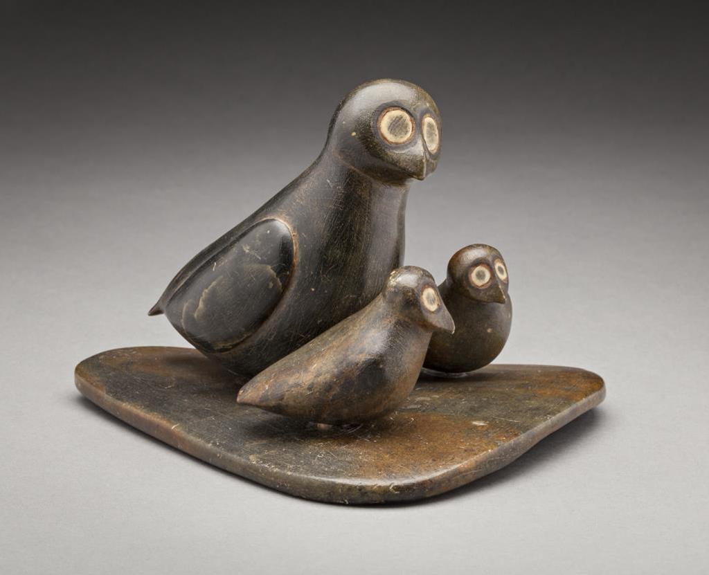 Arpik Alaku (1933) - KANGIQSUJJUAQ, Owl and Two Chicks, c. late 1950s, stone