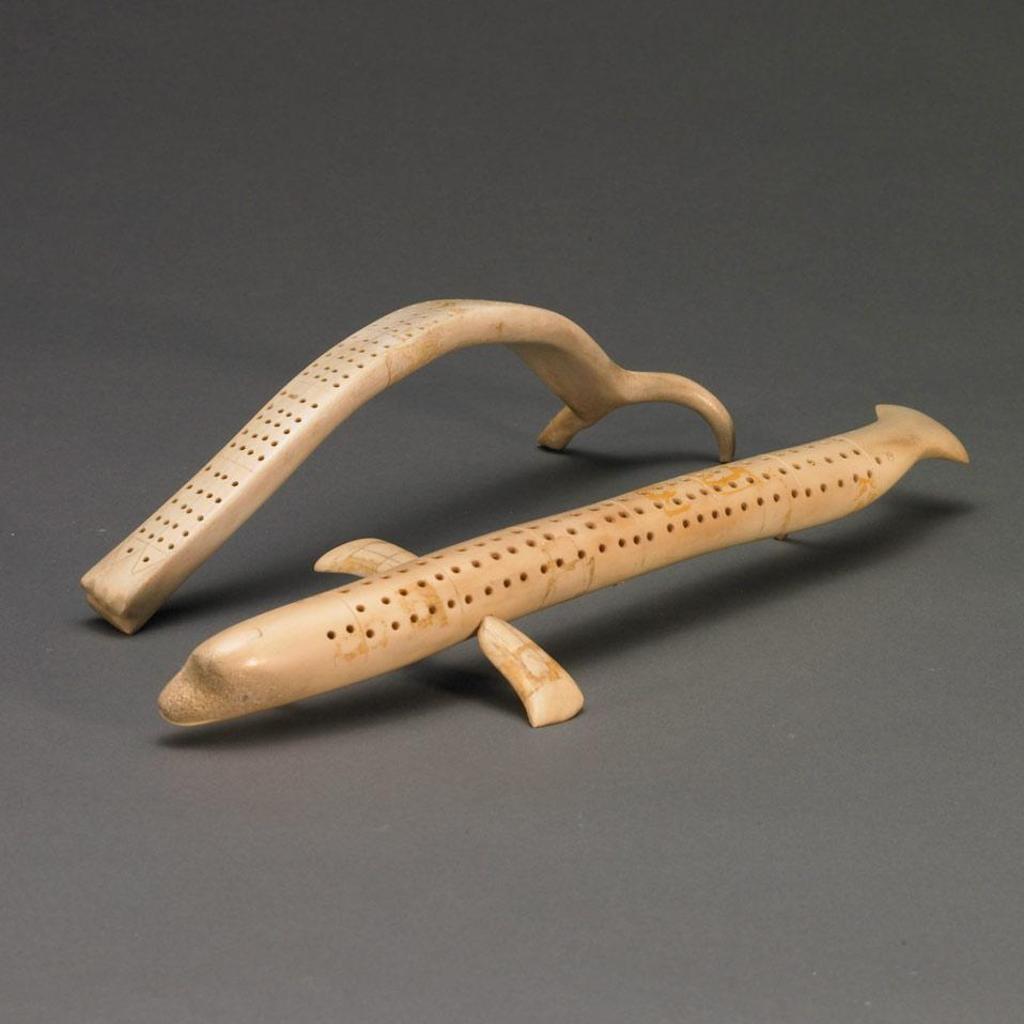 Iola Abraham Ikkidluak (1936-2003) - Whale And Antler Carving