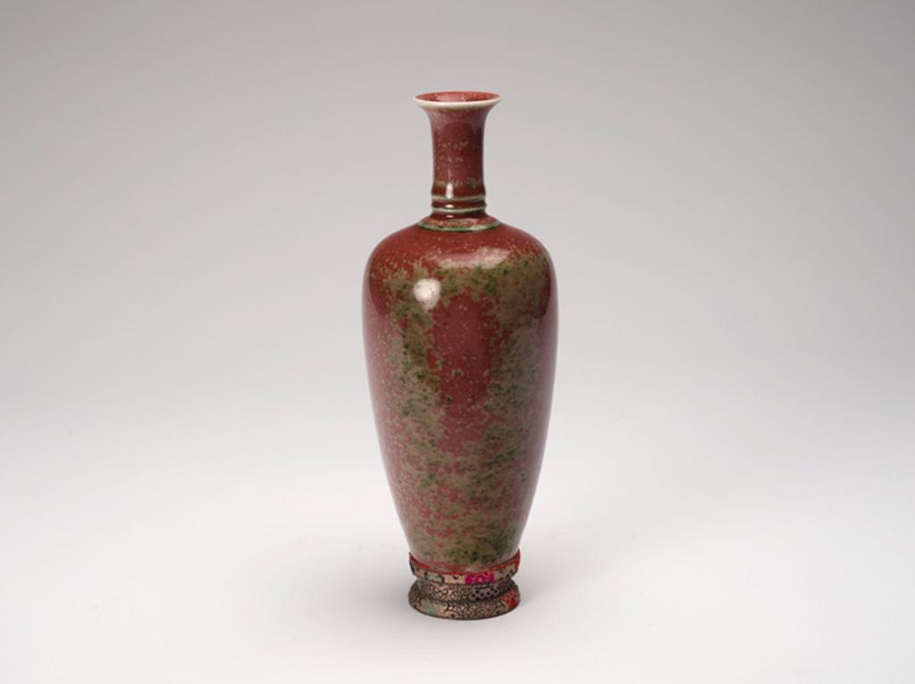 Chinese Art - A Chinese Peachbloom Glazed ‘Three-string’ Vase, Laifu Zun, Kangxi Mark, 19th Century
