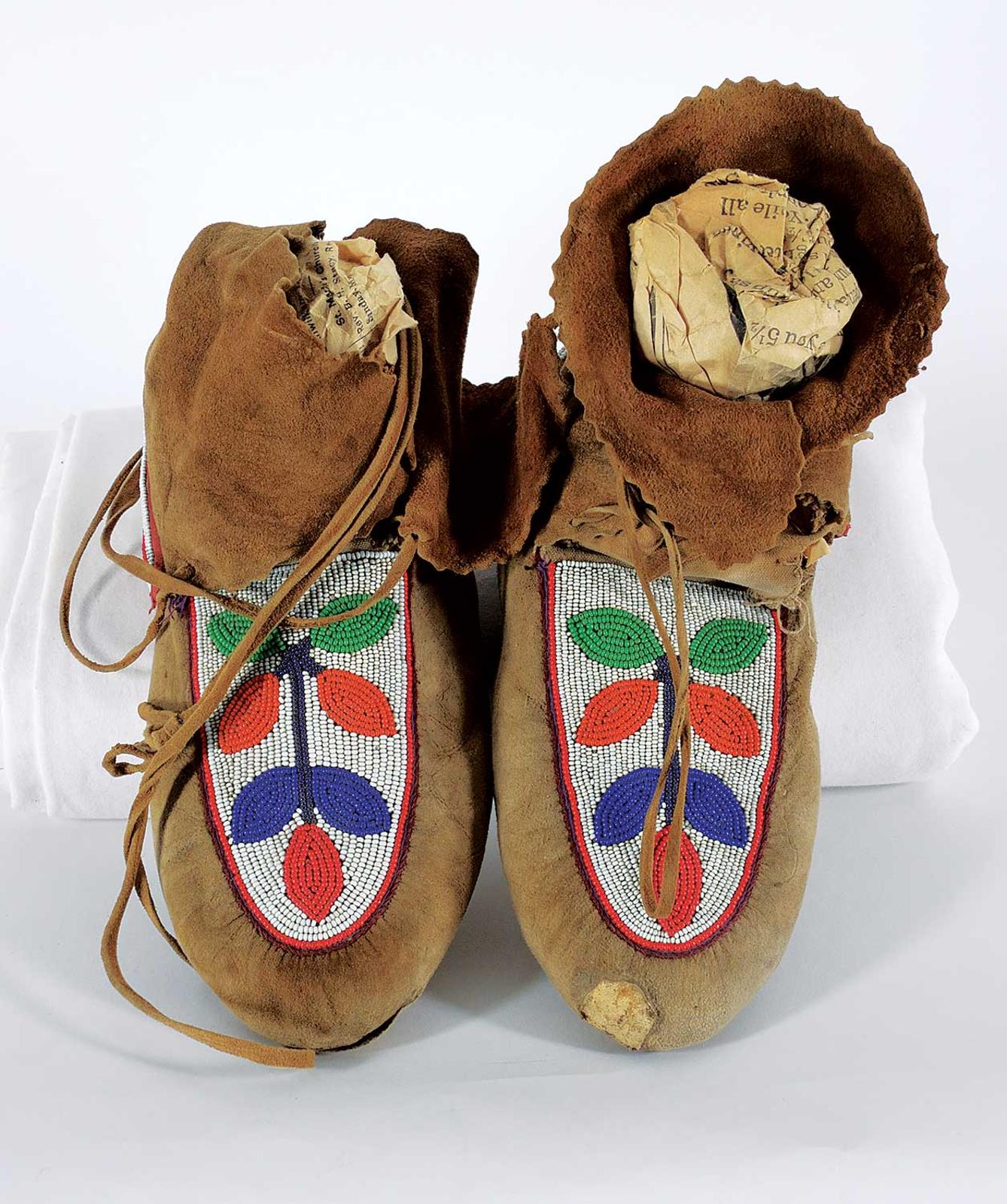 First Nations Basket School - Moccasins with Beaded Leaf Pattern