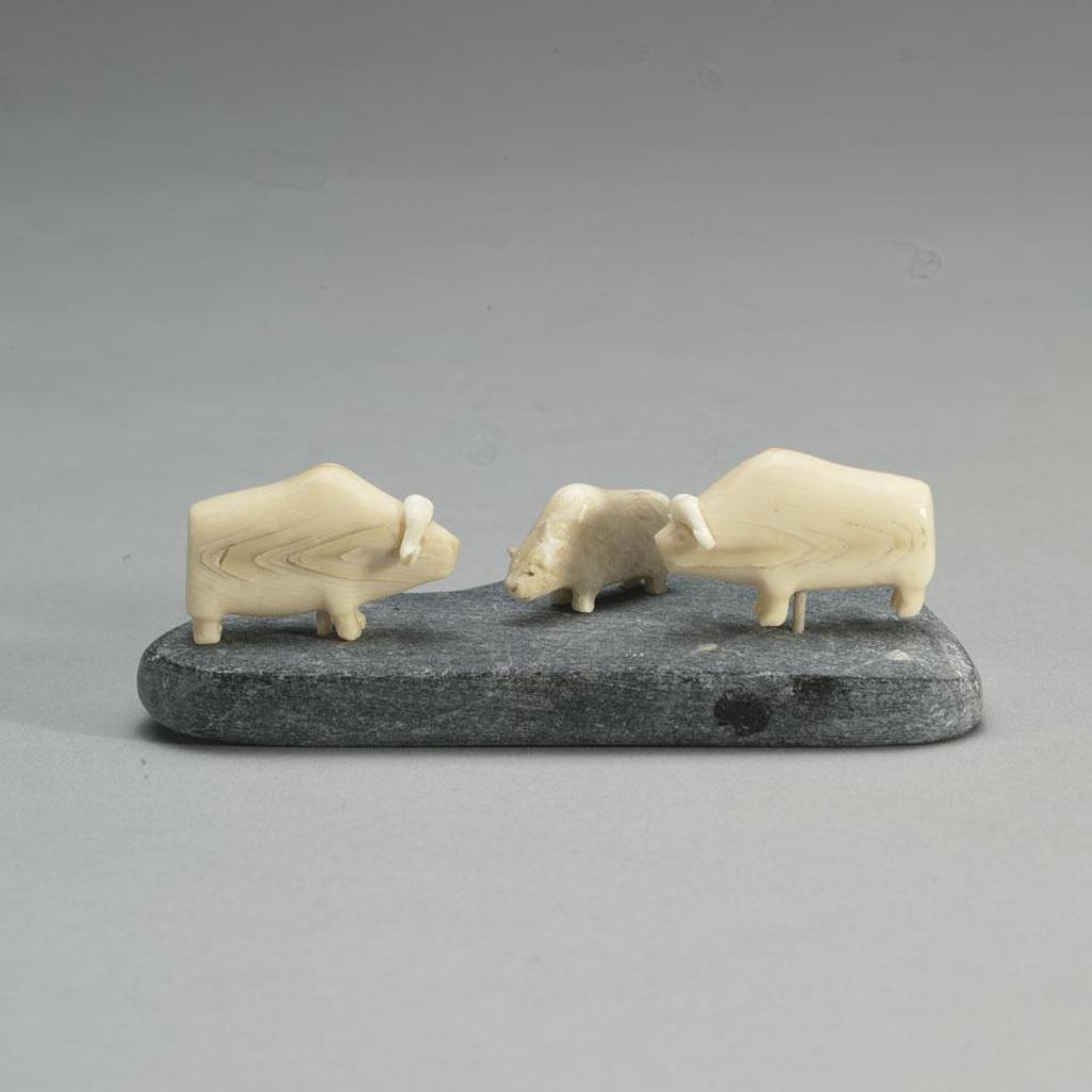 Mark Tungilik (1913-1986) - Three Musk Oxen On Base