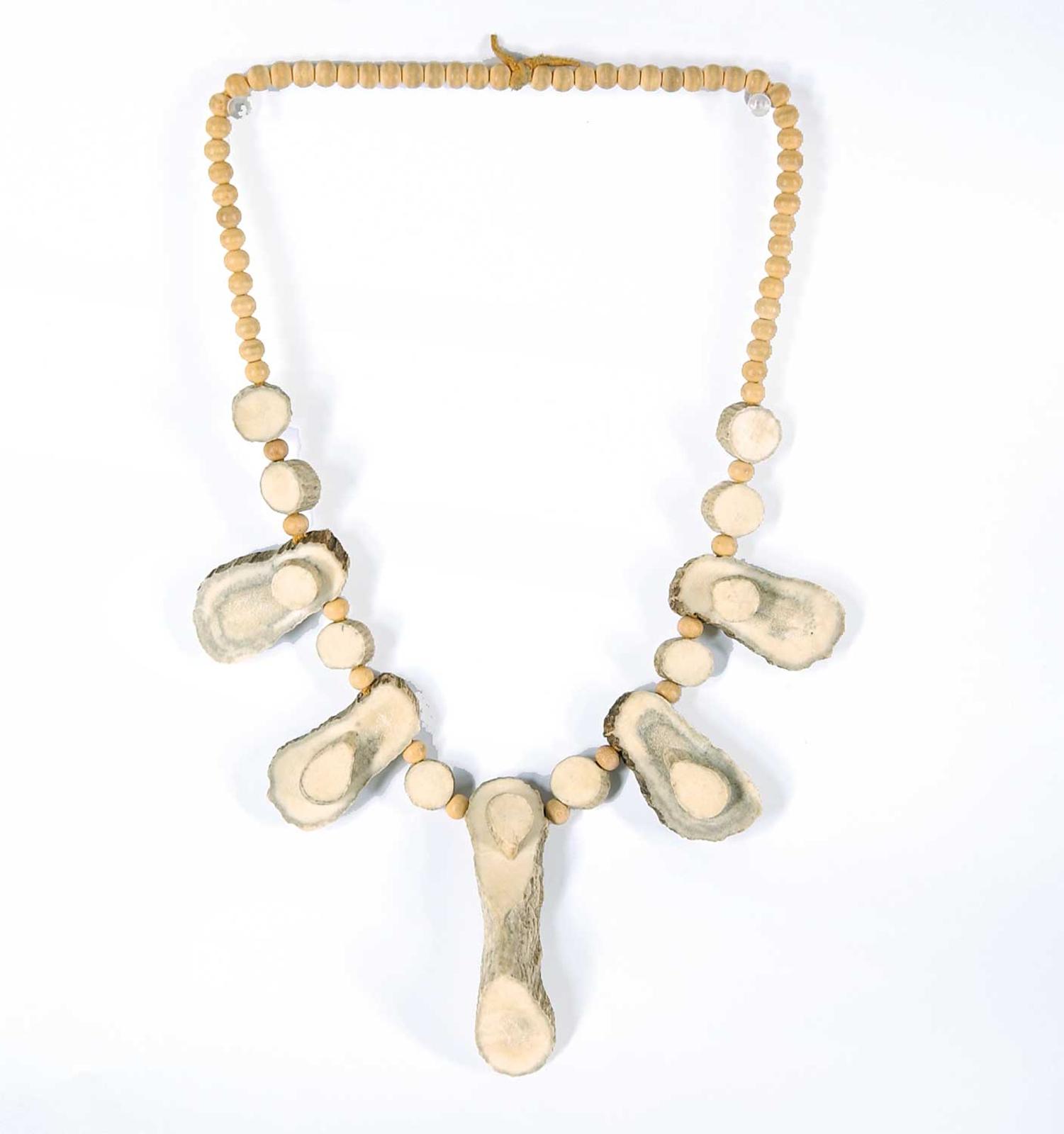 Robert Charles Aller (1922-2008) - Untitled - Moose Bone Antler Necklace