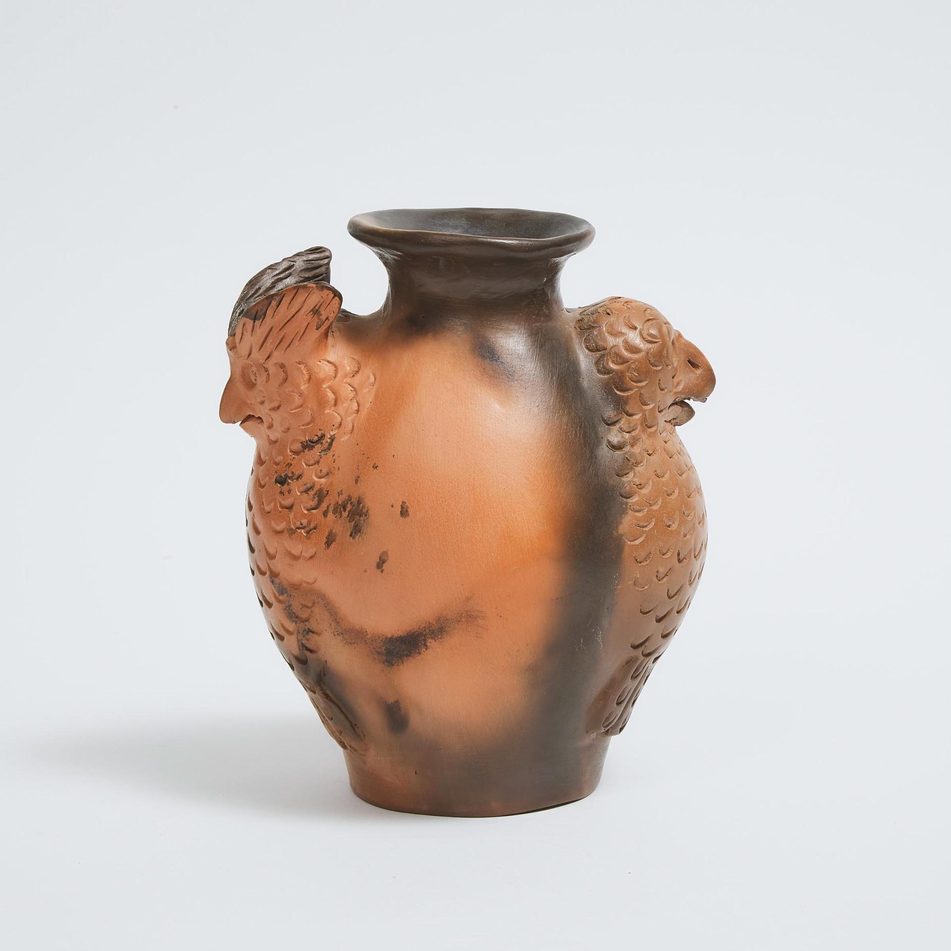 Evoo Samgusak Mangelik (1942) - Vase Decorated With Opposing Birds