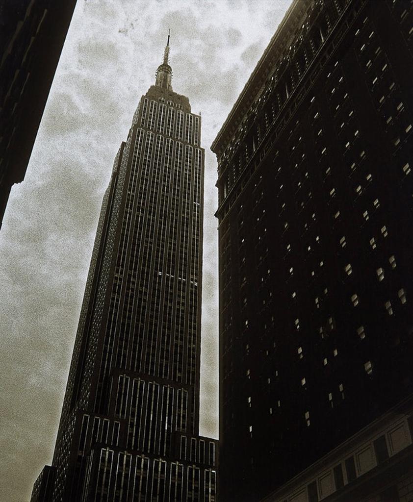 Ronnie Roberts (1954) - Empire State Building, NYC (1986)