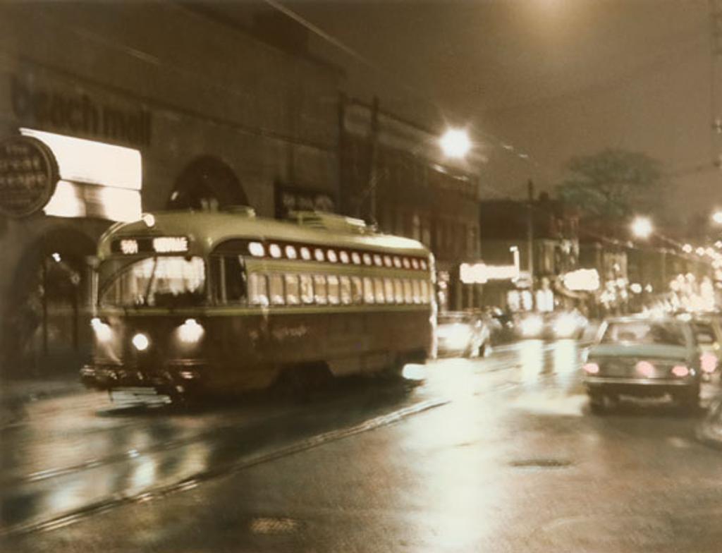 Rick Zolkower - Queen Streetcar at Night (03532/145)