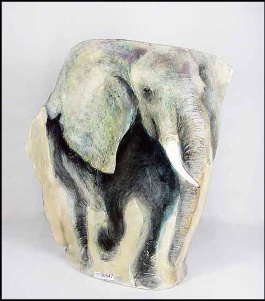 Gwen Hughes - Elephant Vase (00547/2013-T693)