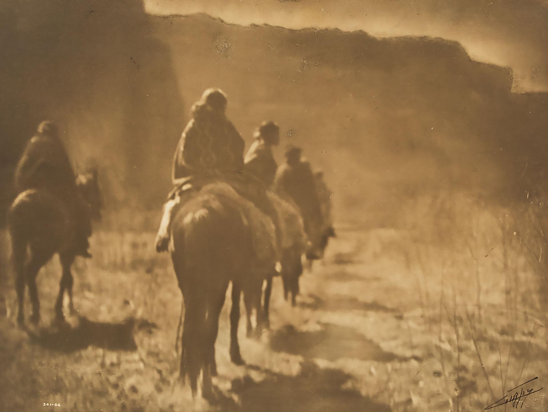 Edward Sherrif Curtis (1868-1952) - The Vanishing Race, 1904