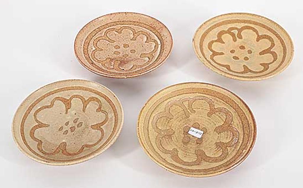 Ted Diakow (1938) - Untitled - Four Tan Plates with Flower Design