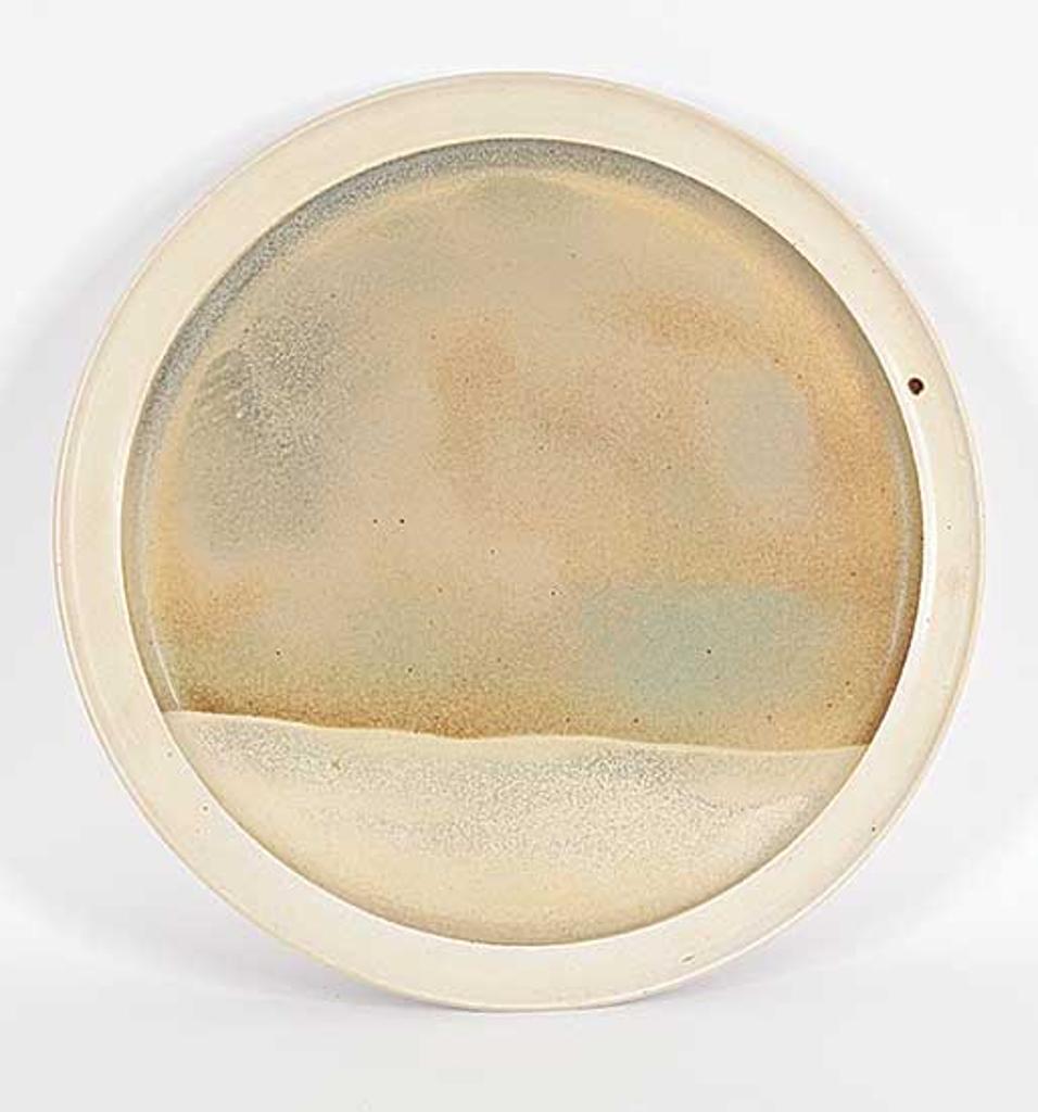 Neil James Liske (1936) - Untitled - Large Two Toned Beige Plate