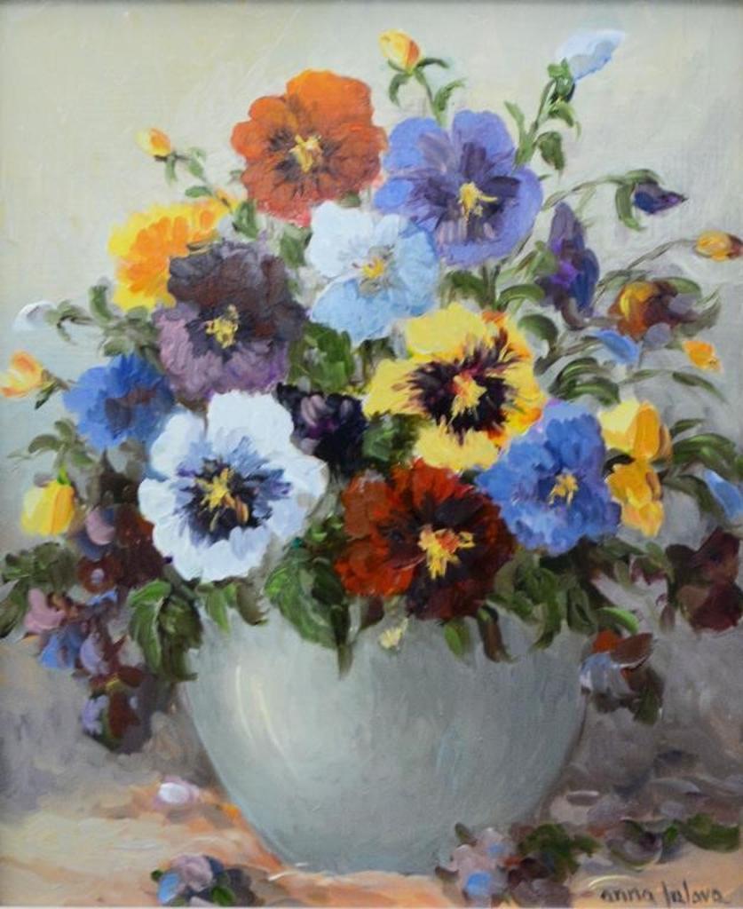 Anna Jalava (1926) - Floral Still Life