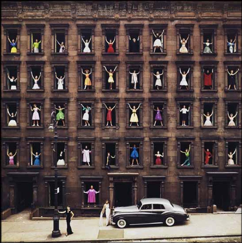 Ormond Gigli (1930) - Models in Windows, New York City