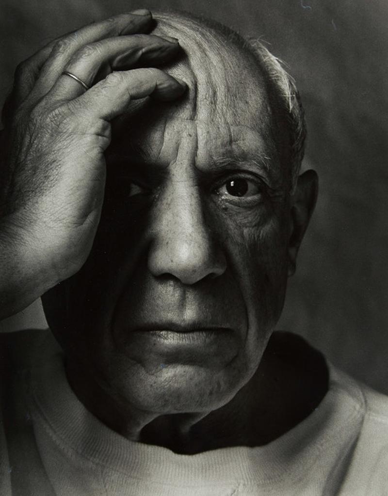 Arnold Newman (1918-2006) - Pablo Picasso, Vallauris, France
