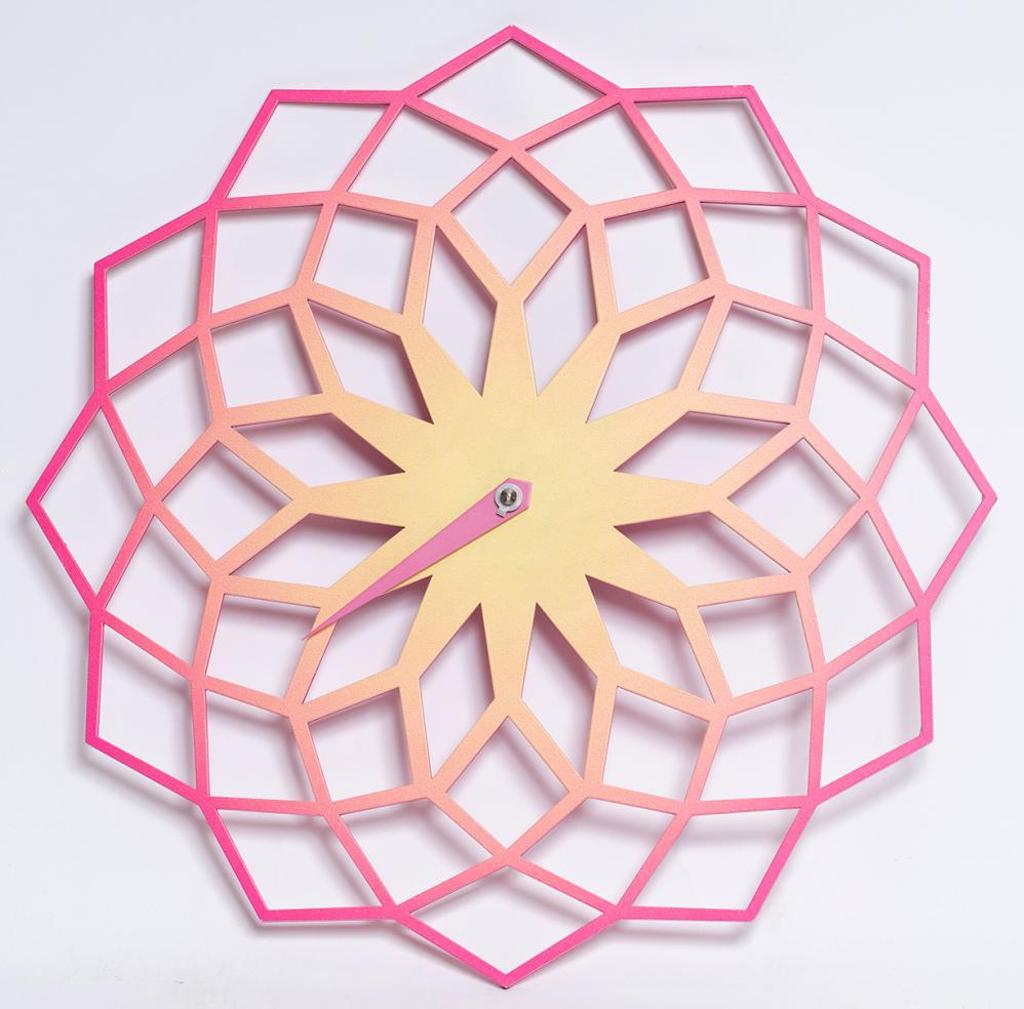 Progetti - Pink Ombre Skallop Clock
