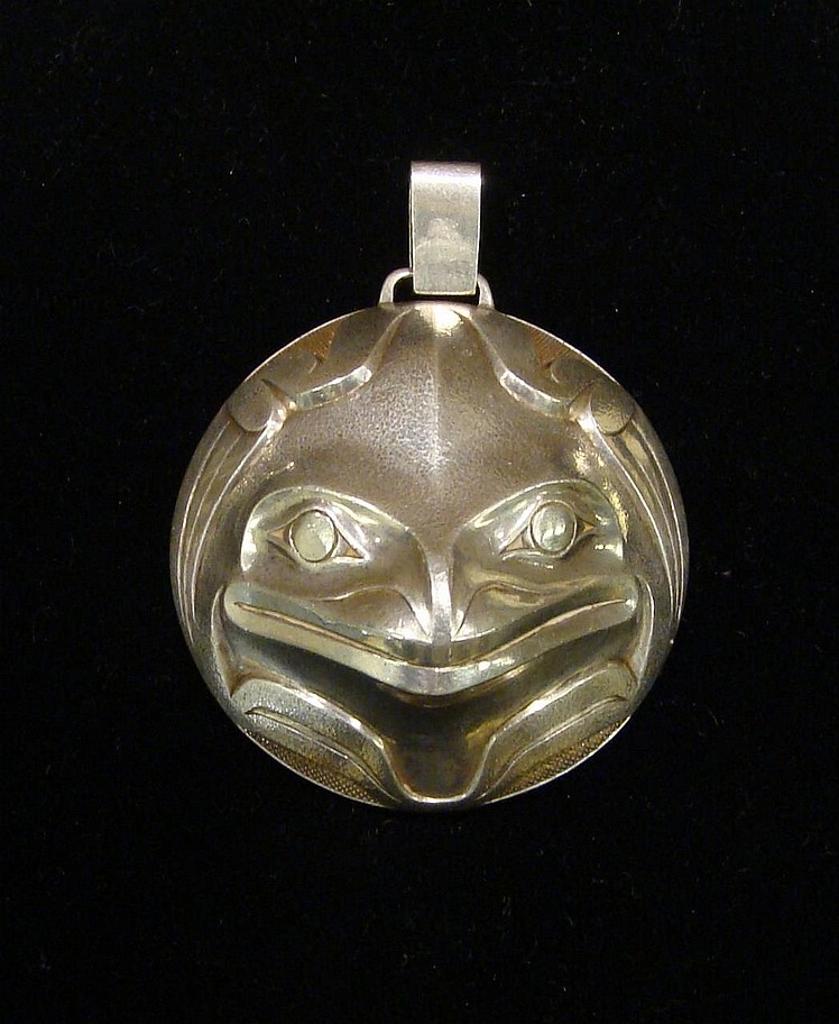 Robert Davidson and Sara Davidson (1946) - a cast silver Frog design pendant