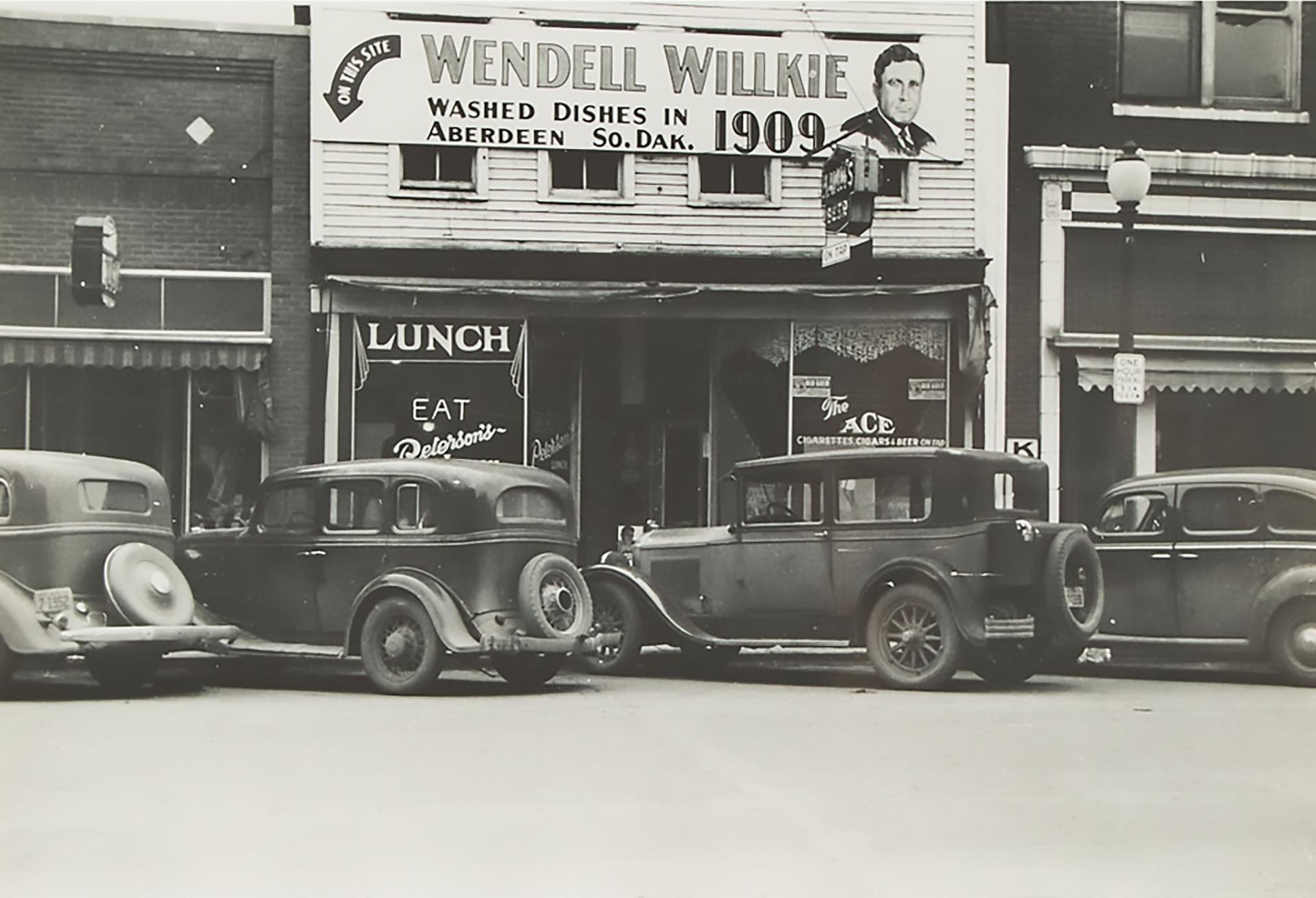 Russell Lee - Diner, South Dakota, 1937