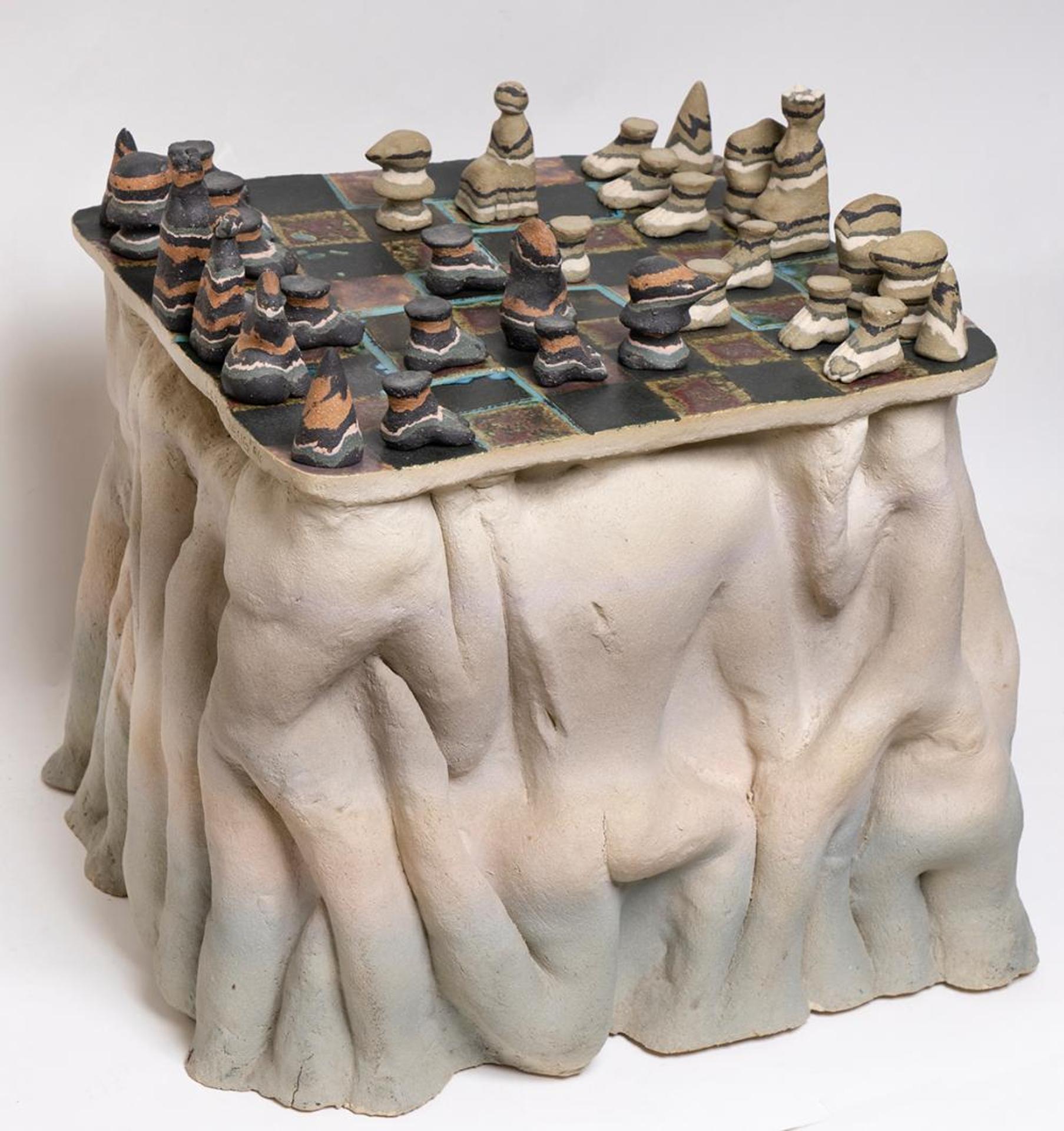 Lorne Beug (1948) - Chess Set and Table
