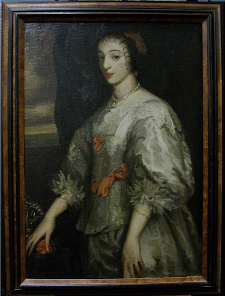 Clara Sophia Hagarty (1871-1958) - Portrait Of Queen Henrietta