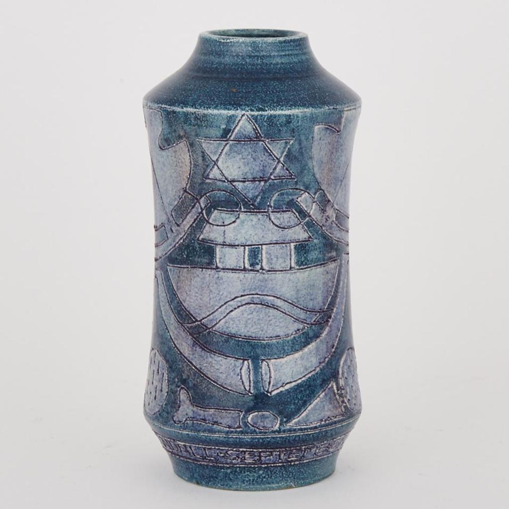 Brooklin Pottery Vase (1978) - inscribed LINDA . JILL . RANDALL . SEPTEMBER . 30 . 1978