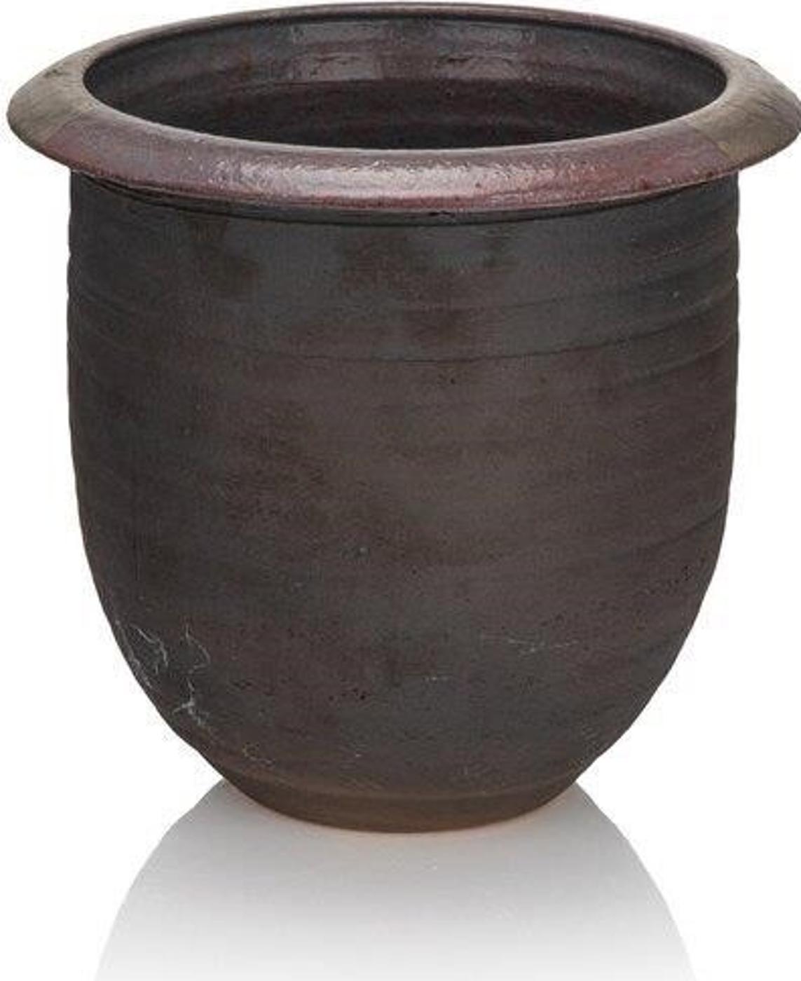 Douglas Davies (1946) - A Stoneware pot with dark exterior accompanied by a two-toned rim