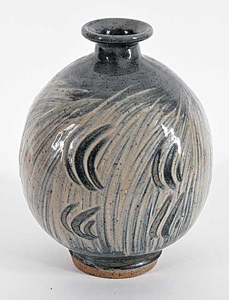 Wayne G. Ngan (1937-2020) - Untitled - Blue Swish Vase [Hakame]