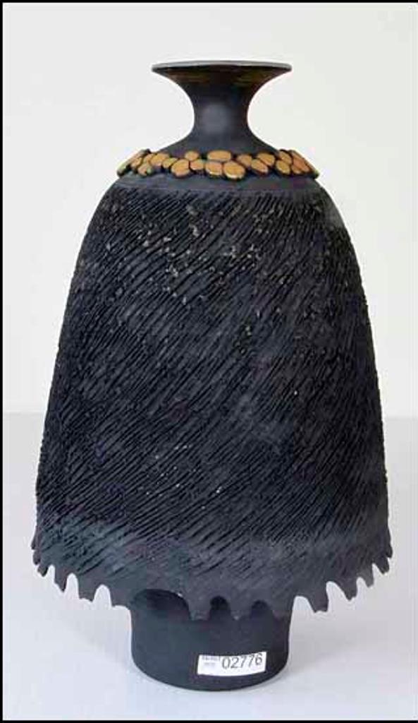 Noboru Kubo - Pair of Vases (02776/2013-1243); (02777/2013-1246)