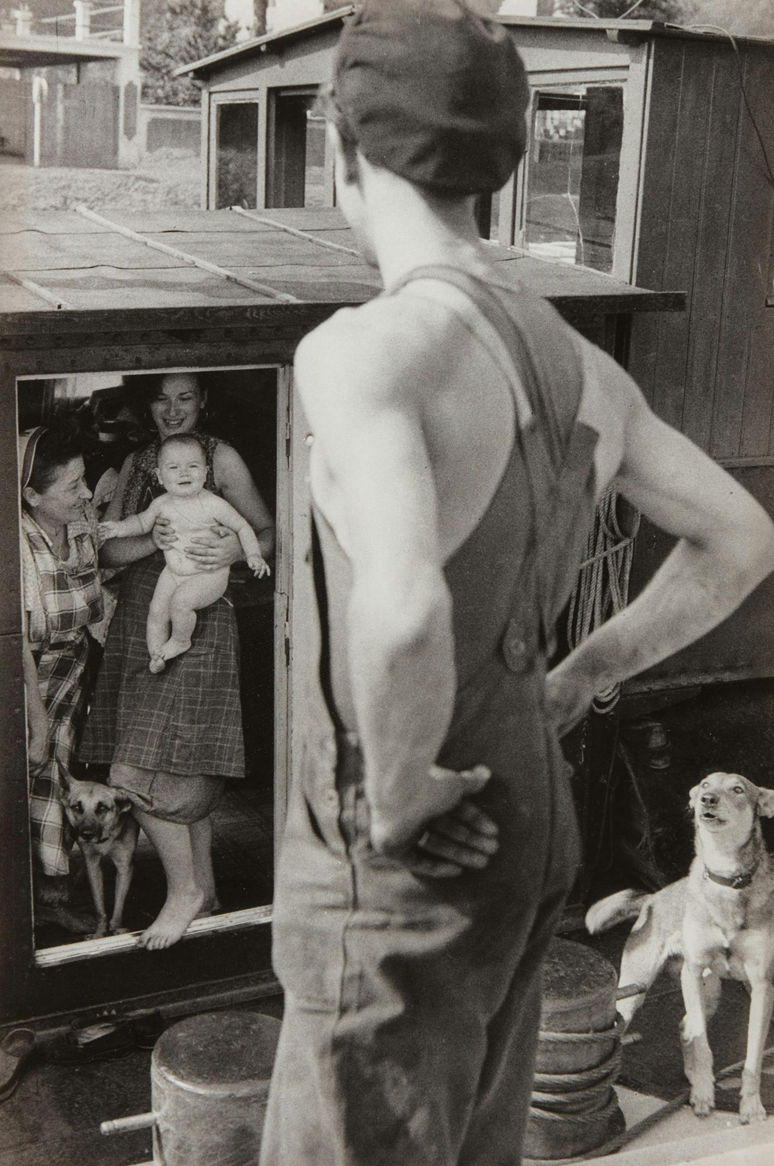 Henri Cartier-Bresson (1908-2004) - Bougival, France