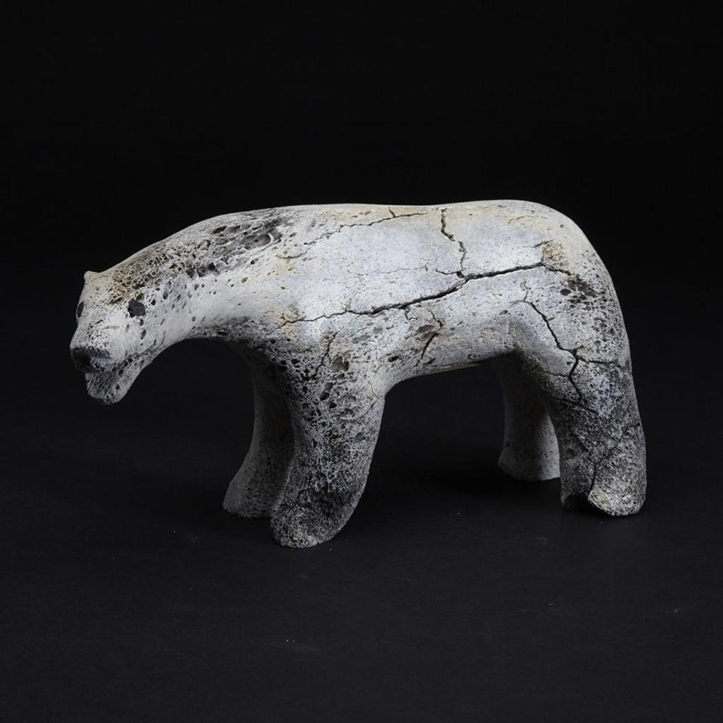 Peter Awa (1947) - Growling Polar Bear With Inset Eyes