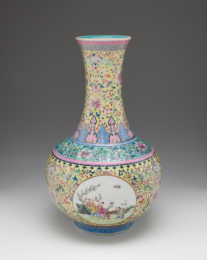 Chinese Art - A Chinese Yellow Ground Famille Rose 'Boys' Vase, Tianquiping, Qianlong Mark, Republican Period (1911-1949)