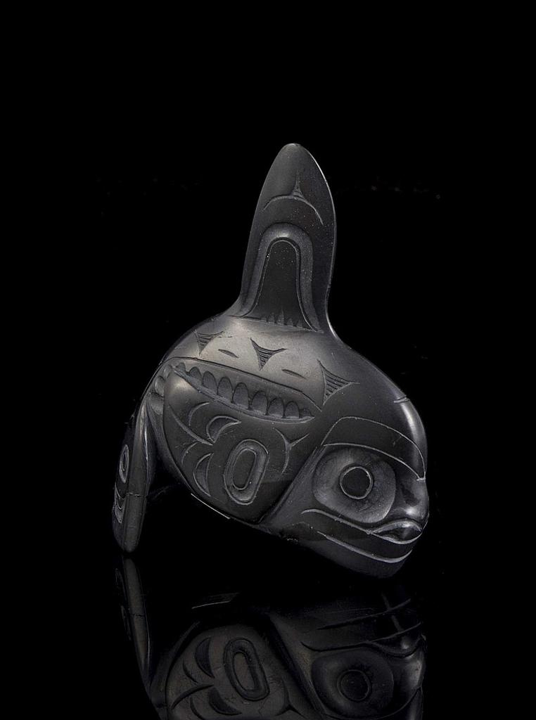 Pat Dixon (1938-2015) - an argillite carving of a killer whale