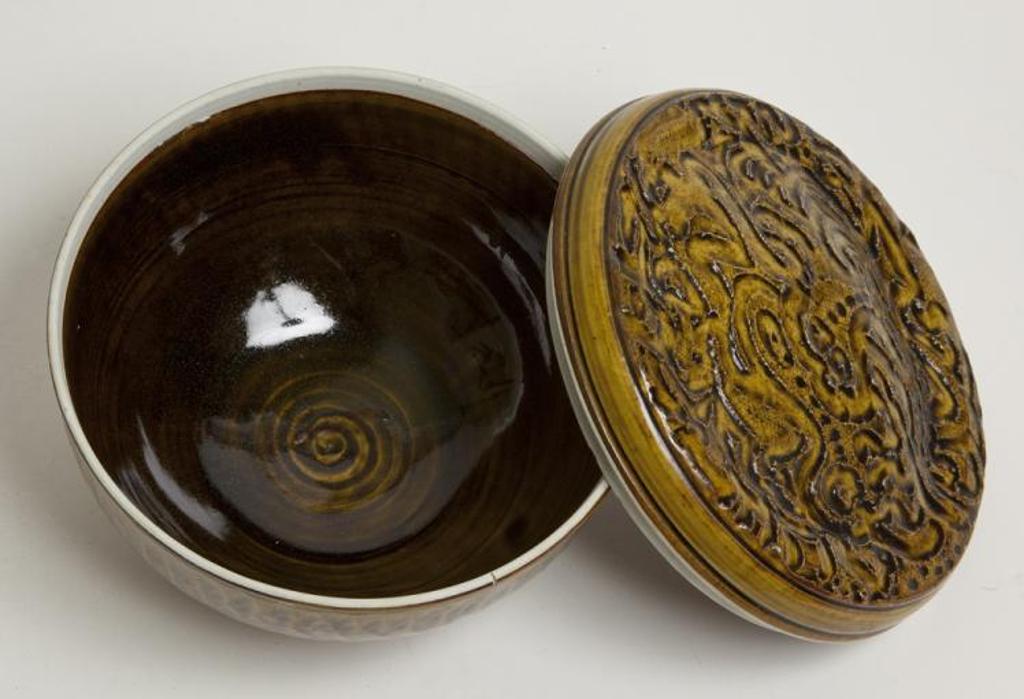 Jack Sures (1934-2018) - Untitled - Bowl with Lid